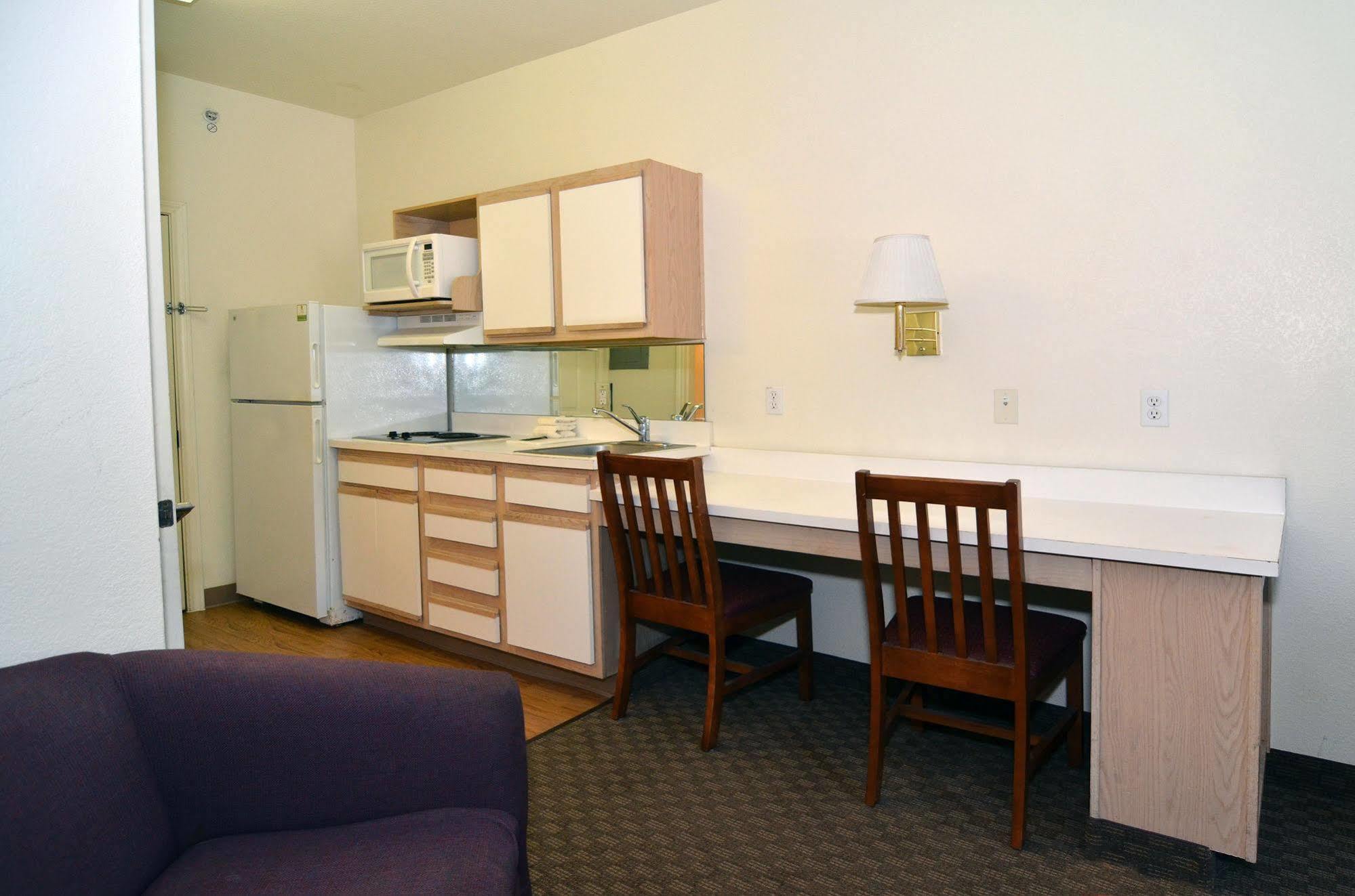 Intown Suites Extended Stay Austin Tx - Research Blvd Jollyville Εξωτερικό φωτογραφία